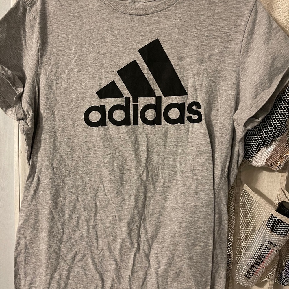 Adidas T-shirt